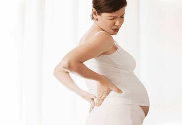 Đau thắt lưng ở nữ giới mang thai 